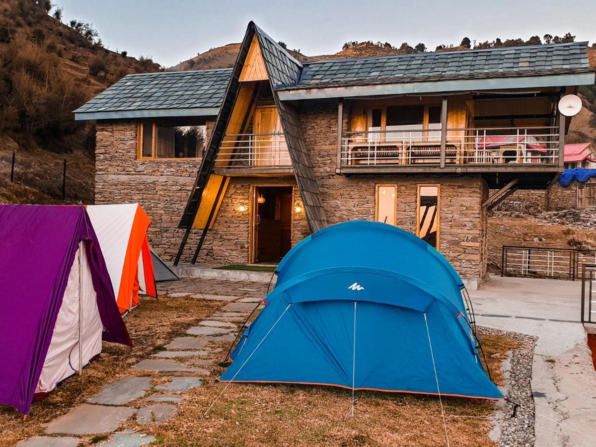 Griffons Cafe And Stay Dharamshala Bagian luar foto